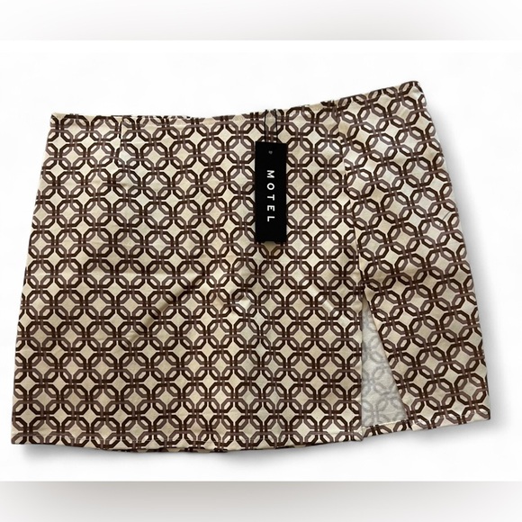 Motel Chain Print Mini Skirt - Picture 1 of 4